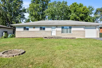 139 Garden Heights Avenue, Columbus, OH 43228 - Photo 1