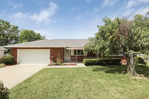 1217 Gresham Rd, Columbus, OH 43204 - Photo 1