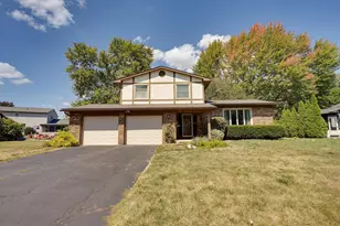 258 Bellefield Ave, Westerville, OH 43081 - Photo 1