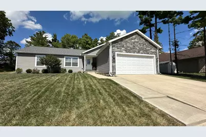 1413 Pinewood Court, Bellefontaine, OH 43311 - Photo 1