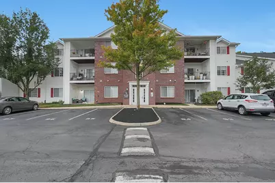 6125 Pelican Pointe #304, Columbus, OH 43231 - Photo 1