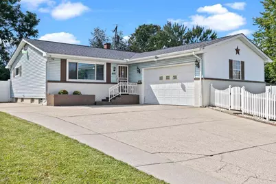 1015 Hodges Drive, Columbus, OH 43204 - Photo 1