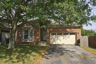 3136 Fabyan Dr, Reynoldsburg, OH 43068 - Photo 1