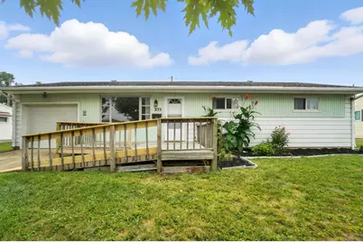 233 Rosewood Avenue, Mount Sterling, OH 43143 - Photo 1