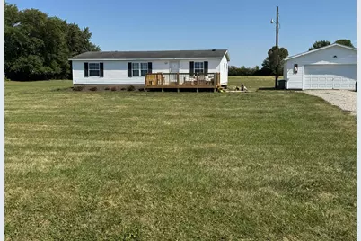 6800 White Oak Road NE, Bloomingburg, OH 43106 - Photo 1