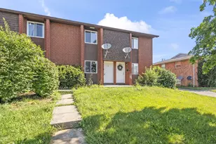 3654 Arnelle Rd, Columbus, OH 43228 - Photo 1