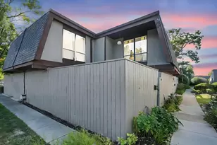 5495 Worthington Forest Pl E, Columbus, OH 43229 - Photo 1