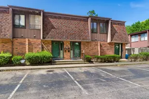 353 Shell Ct E, Columbus, OH 43213 - Photo 1