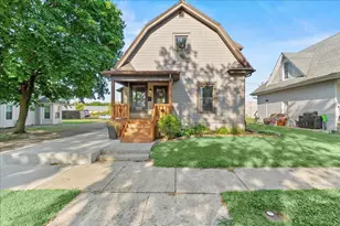 312 S Detroit St, Bellefontaine, OH 43311 - Photo 1