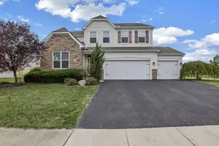 592 Eagle Walk Rd, Delaware, OH 43015 - Photo 1