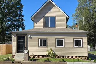 425 N 11th St, Newark, OH 43055 - Photo 1