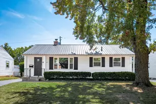 913 Pauline Ave, Columbus, OH 43224 - Photo 1