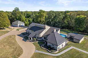 17980 Gambier Rd, Mount Vernon, OH 43050 - Photo 1