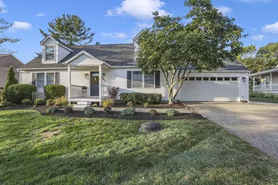 541 Lakeshore Drive E, Hebron, OH 43025 - Photo 1