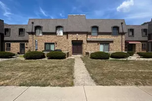 625 Country Club Dr, Newark, OH 43055 - Photo 1