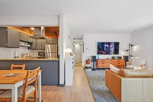 1536 Lafayette Dr, Upper Arlington, OH 43220 - Photo 1