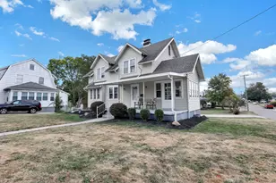 915 W Main St, Newark, OH 43055 - Photo 1