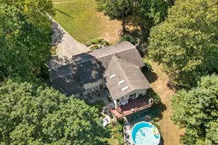 400 Brentwood Dr NE, Newark, OH 43055 - Photo 1