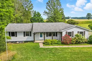 3033 Hazelton-Etna Rd SW, Pataskala, OH 43062 - Photo 1