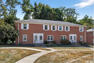 119 E Selby Boulevard, Columbus, OH 43085 - Photo 1