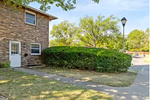 1226 Woodbrook Cir W, Columbus, OH 43223 - Photo 1