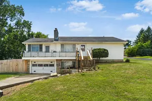 552 Summitview Dr, Lancaster, OH 43130 - Photo 1