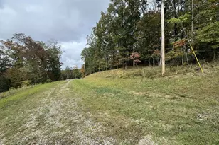 288 Walnut Dr, Logan, OH 43138 - Photo 1