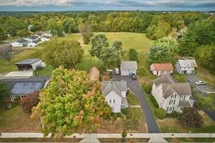 284 W Coshocton St, Johnstown, OH 43031 - Photo 1