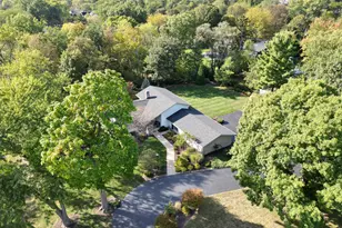 4499 Summit Ridge Dr, Upper Arlington, OH 43220 - Photo 1