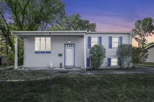 105 Crown Hill Ct, Columbus, OH 43230 - Photo 1