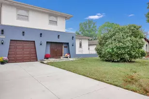 6849 Roundelay Rd N, Reynoldsburg, OH 43068 - Photo 1