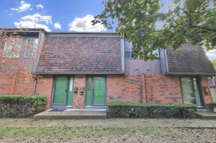 387 Shell Ct E, Columbus, OH 43213 - Photo 1