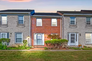 2430 S Hardesty Dr S, Columbus, OH 43204 - Photo 1