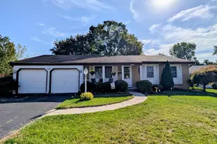 3660 Brinkman Dr, Grove City, OH 43123 - Photo 1