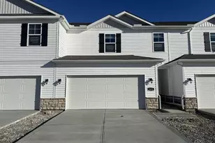 1498 Jarry Ave, Columbus, OH 43228 - Photo 1