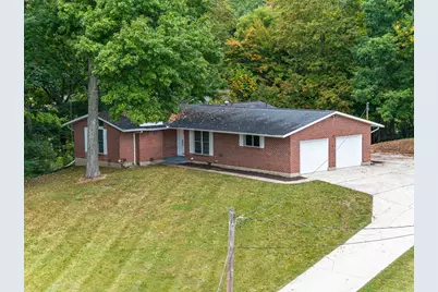 925 Spruce Drive, Springfield, OH 45504 - Photo 1