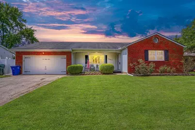 1097 S Hague Avenue, Columbus, OH 43204 - Photo 1