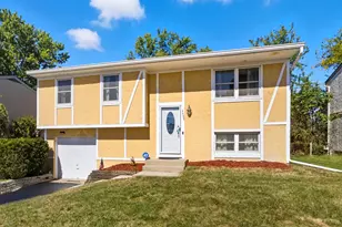 8482 Dover Crest Ct, Galloway, OH 43119 - Photo 1