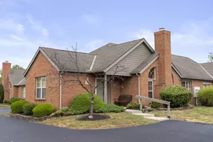 2430 Sportsman Dr, Grove City, OH 43123 - Photo 1