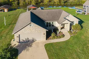 2863 Apple Valley Dr, Howard, OH 43028 - Photo 1