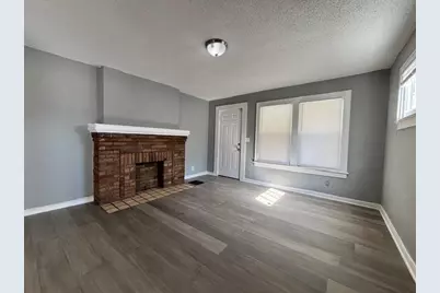 1093 S Champion Avenue, Columbus, OH 43206 - Photo 1