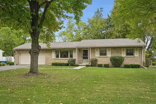 1242 Skeawood Dr, Marion, OH 43302 - Photo 1