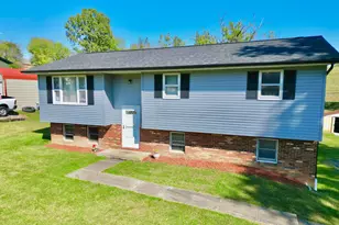 3760 Mona Dr, Zanesville, OH 43701 - Photo 1