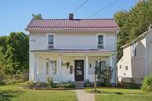 915 3rd St, Lancaster, OH 43130 - Photo 1