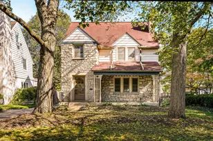 96 N Cassingham Rd, Columbus, OH 43209 - Photo 1