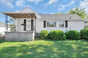 486 Maple Dr, Columbus, OH 43228 - Photo 1