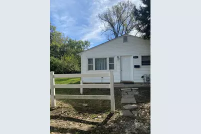 1561 E 4th Avenue, Columbus, OH 43219 - Photo 1