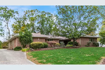 2809 West Drive, Zanesville, OH 43701 - Photo 1