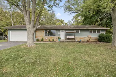 840 Forest Lawn Drive, Marion, OH 43302 - Photo 1