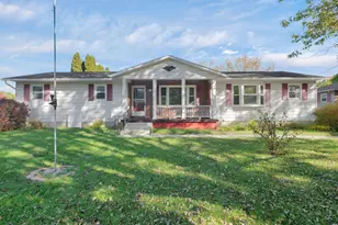 1760 Rainbow Dr NE, Lancaster, OH 43130 - Photo 1